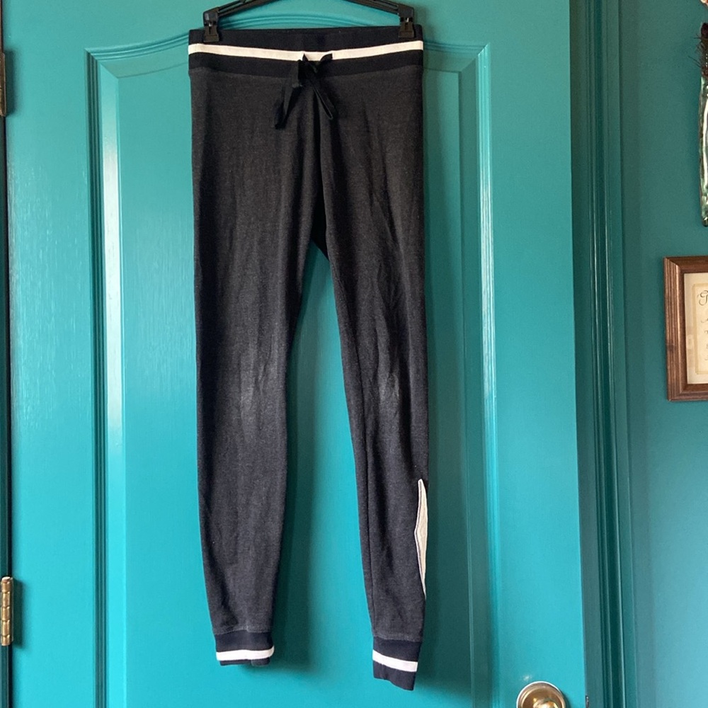 Victoria’s Secret PINK YOGA joggers size XS